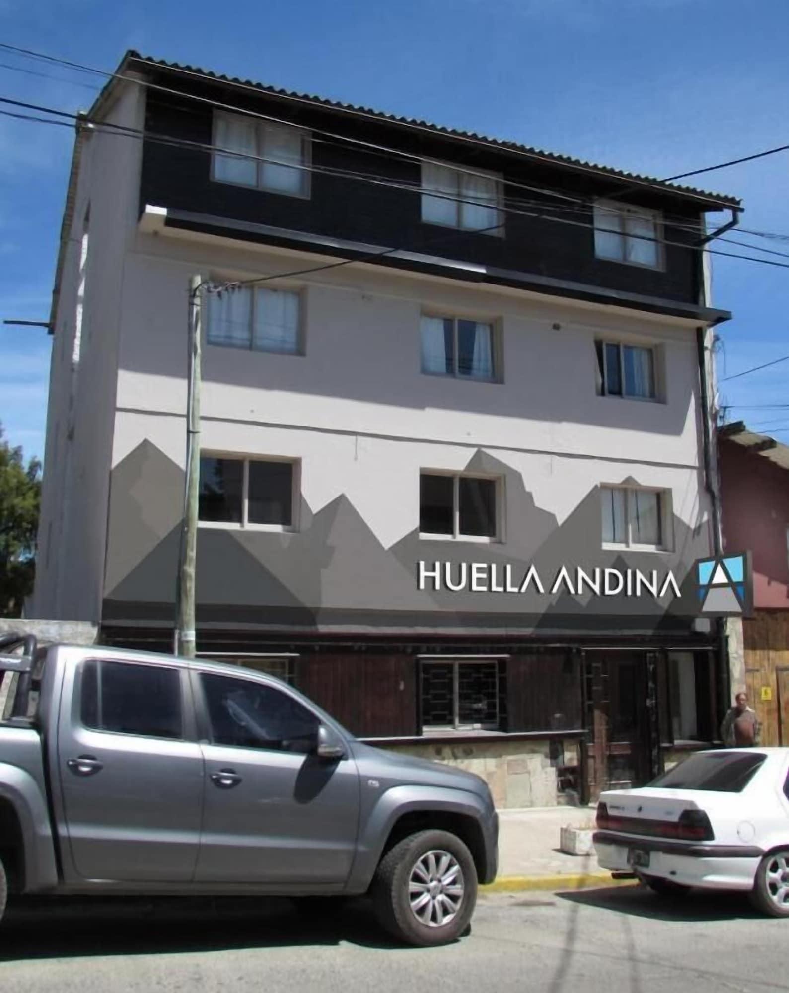 Huella Andina Hotel San Carlos de Bariloche Exterior photo